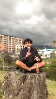 Sabías que el estómago en realidad debe estar ácido para digerir bien. El vinagre de manzana es ideal para darle ese toque ácido a tu estómago, y pues digerir mejor 

#salud #bienestar #nutricion #saludable #saluddigestiva #vinagredemanzana